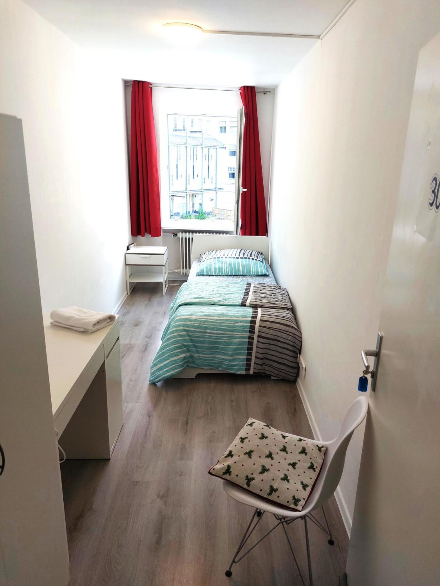 Schoenes Helles Zimmer Direkt In Frankfurt City Nr 301 Ξενοδοχείο Φραγκφούρτη Εξωτερικό φωτογραφία